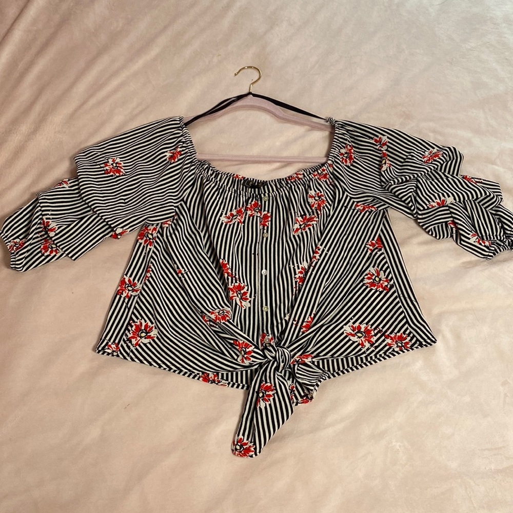 Women’s blouse